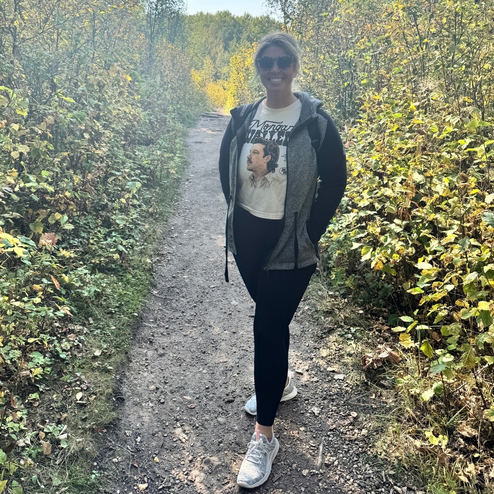 Meet your Posher, Jacy